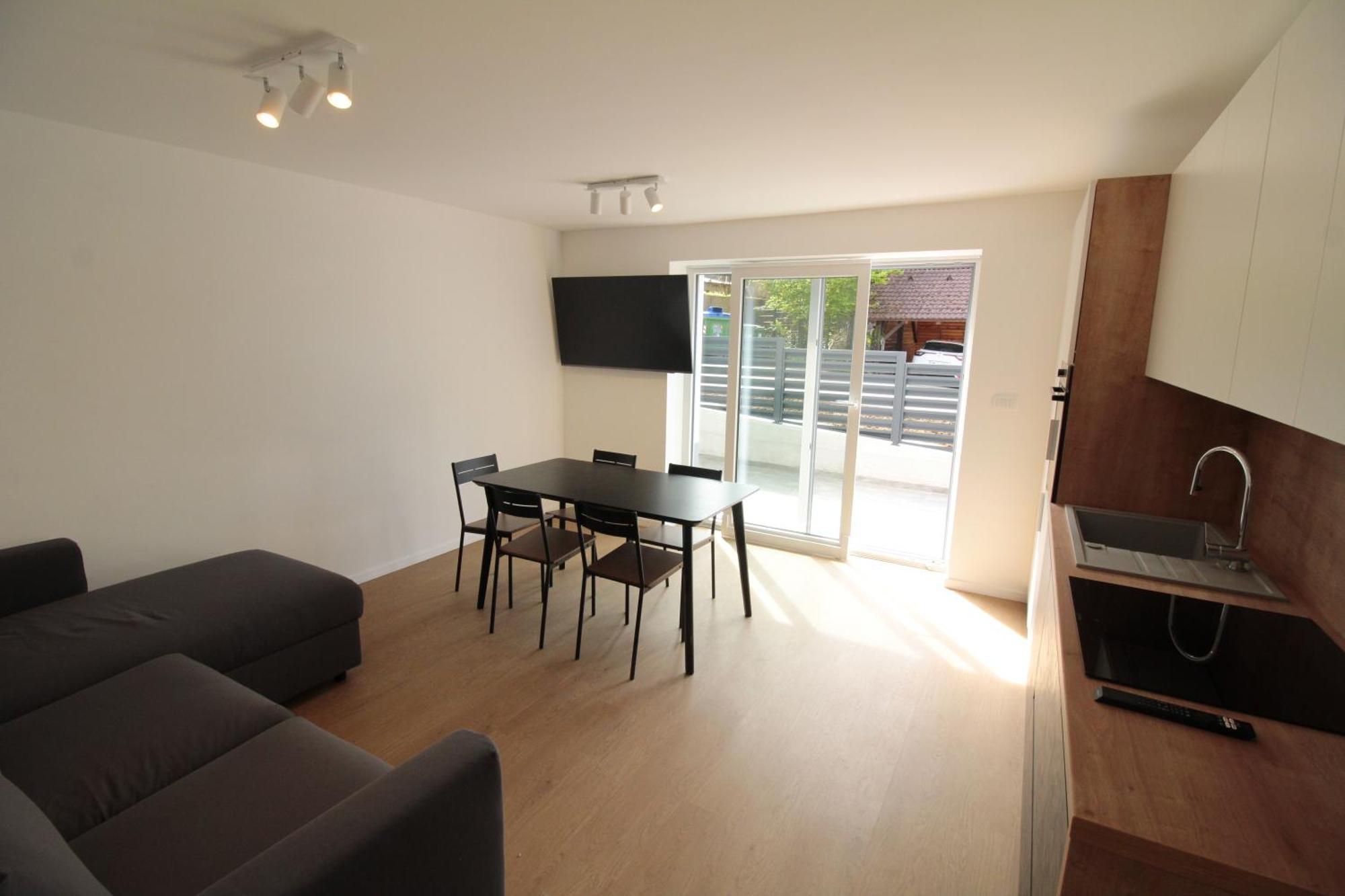 Naia Apartments Novo Mesto Bagian luar foto