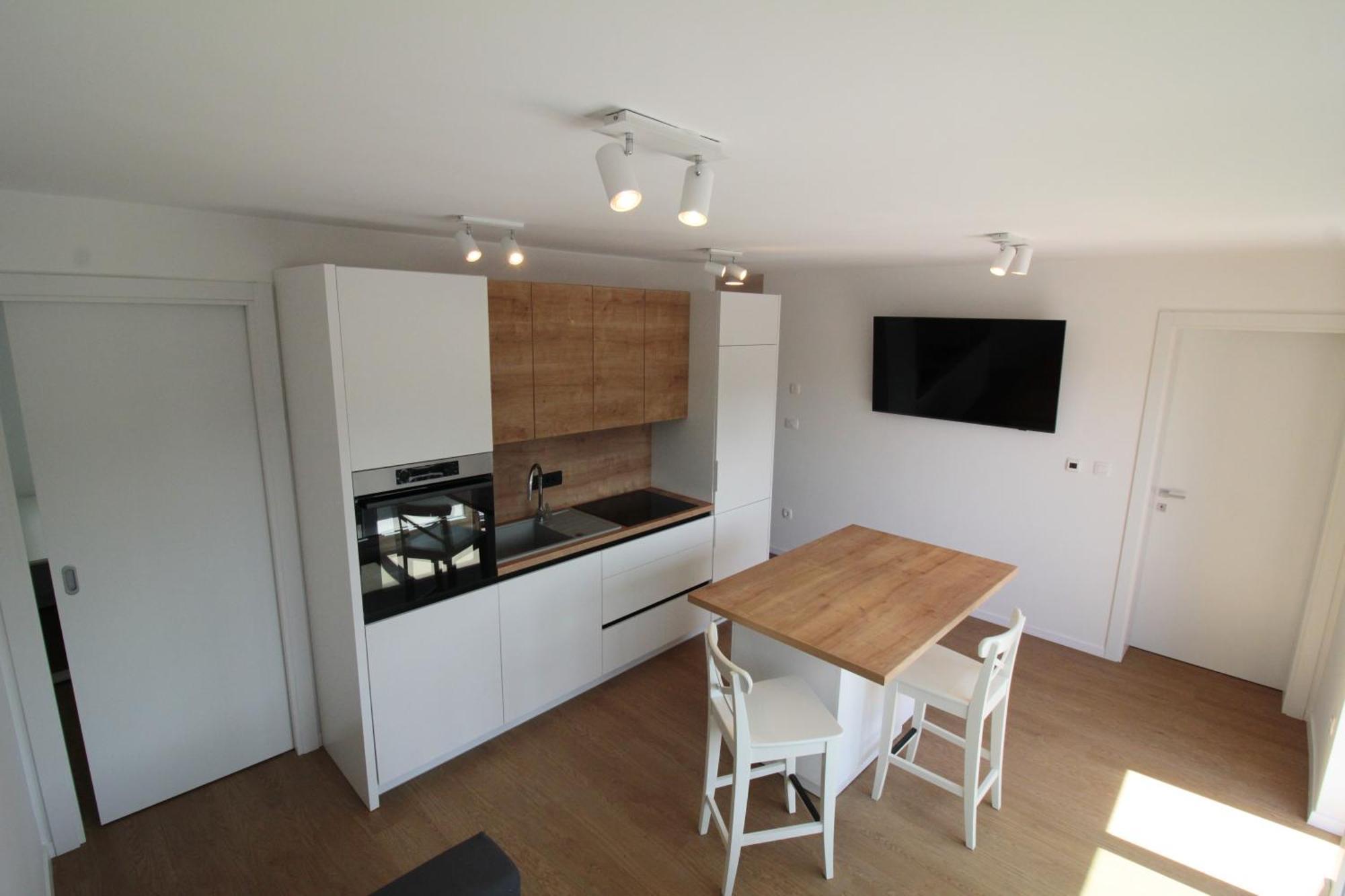 Naia Apartments Novo Mesto Bagian luar foto
